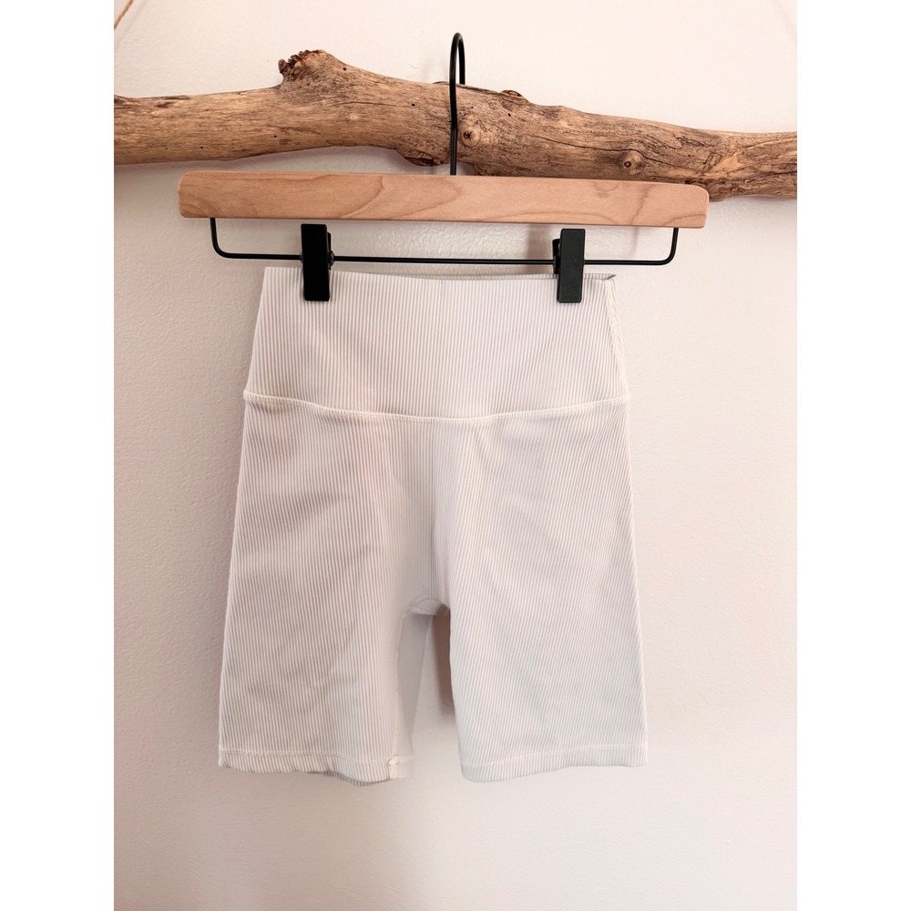 Muscle Nation Ribbed Biker Shorts Cream High Waisted Athletic Gym Shorts Small